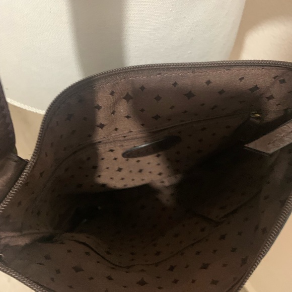 Fossil Crossbody brown leather bag! Awesome like new condition!!!! Beautiful!! - Picture 6 of 6